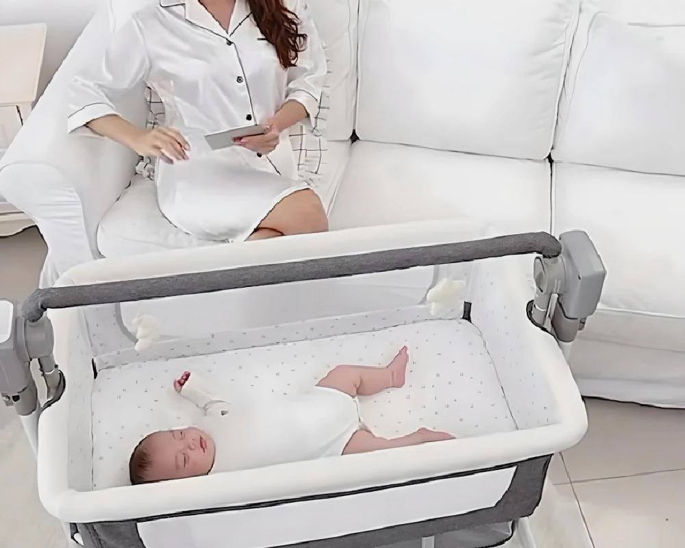 bassinet with motion