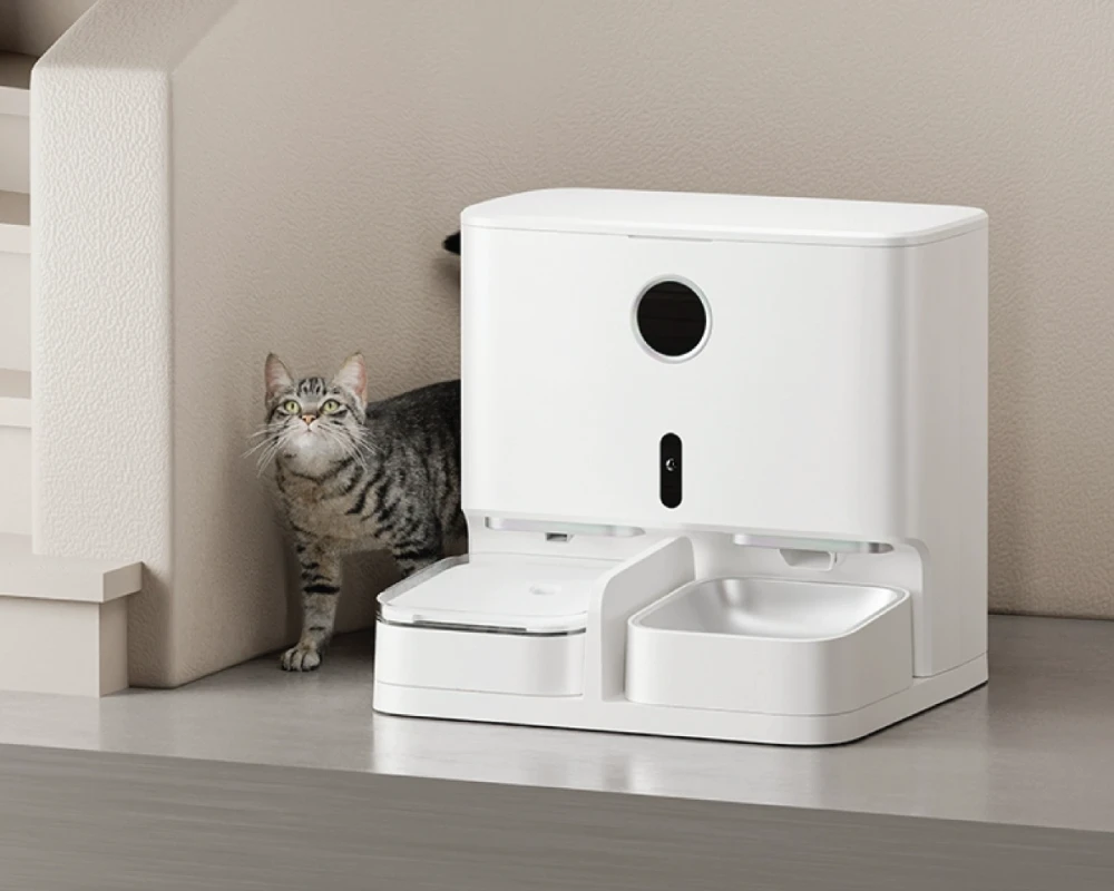 automatic pet feeder and water dispenser